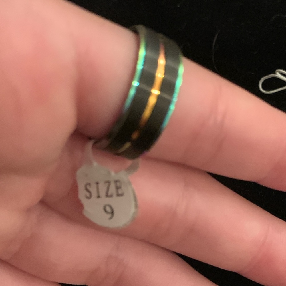 Jewelry: Ring